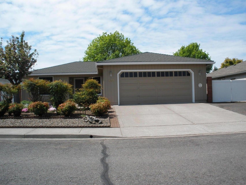 123 Southgate Court Medford Home Listings - Hamlin Real Estate Rogue Valley Real Estate
